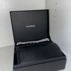 CHANEL ブラック サングラス 新品箱付き CHANEL ブラックサングラス ケース付き - メルカリ